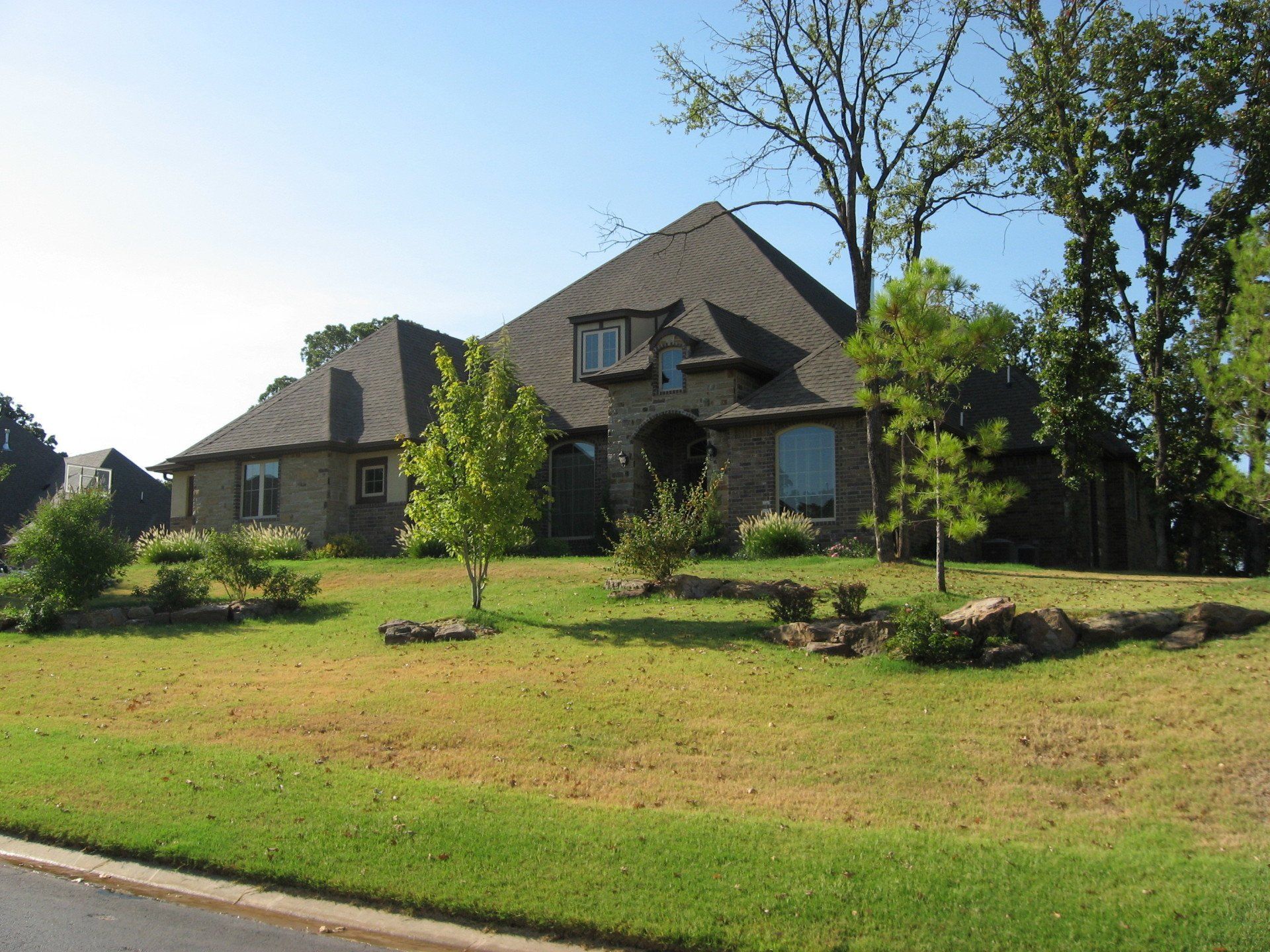 Edmond Landscapes & Ground Maintenance Inc image