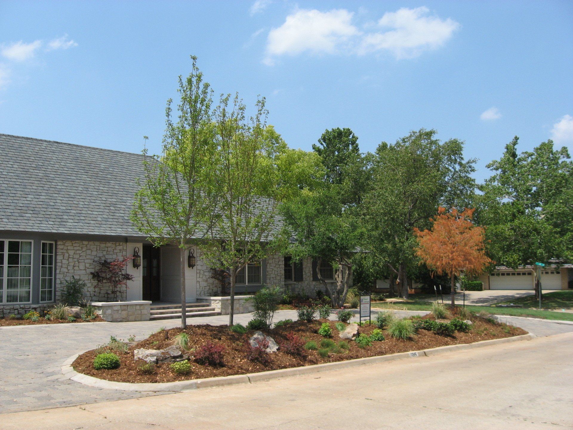 Edmond Landscapes & Ground Maintenance Inc image