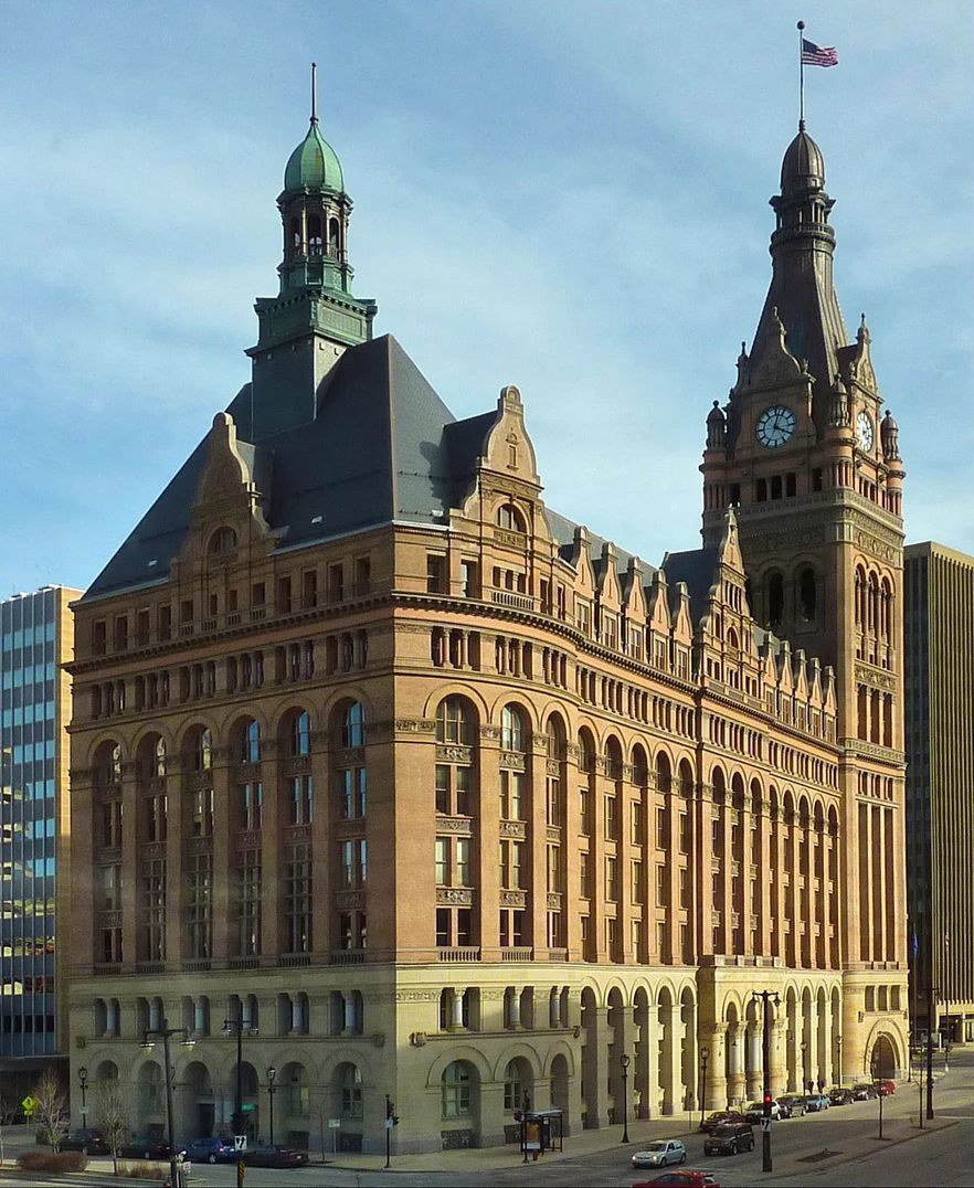 Milwaukee City Hall
