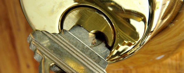 Keying the door lock