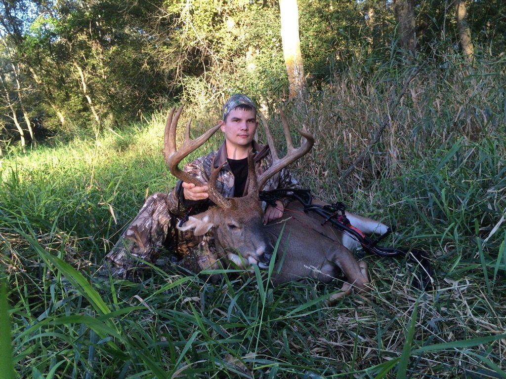 Holtan's TnC Sporting Goods (Whitetail Buck 9)