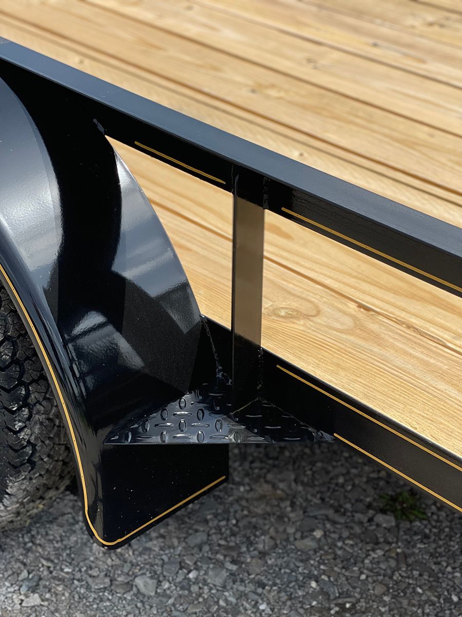 Tandem trailer floor