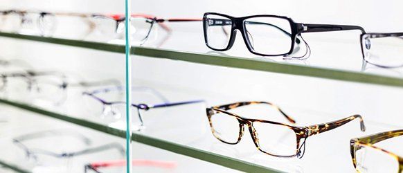 Different types of eyeglasses