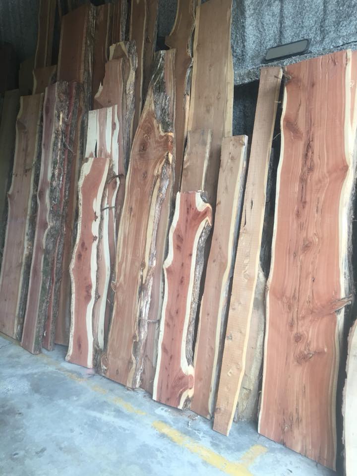 Live edge lumber
