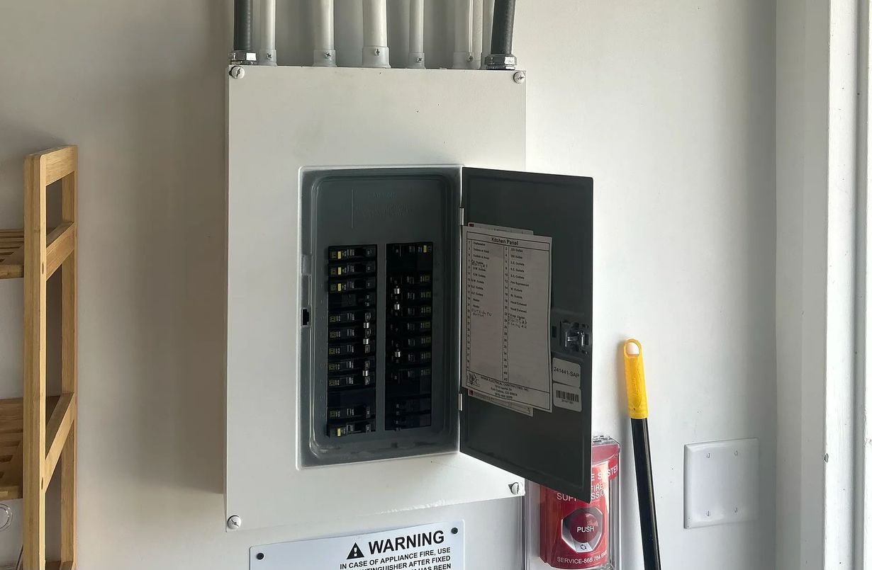 R & T Electric LLC