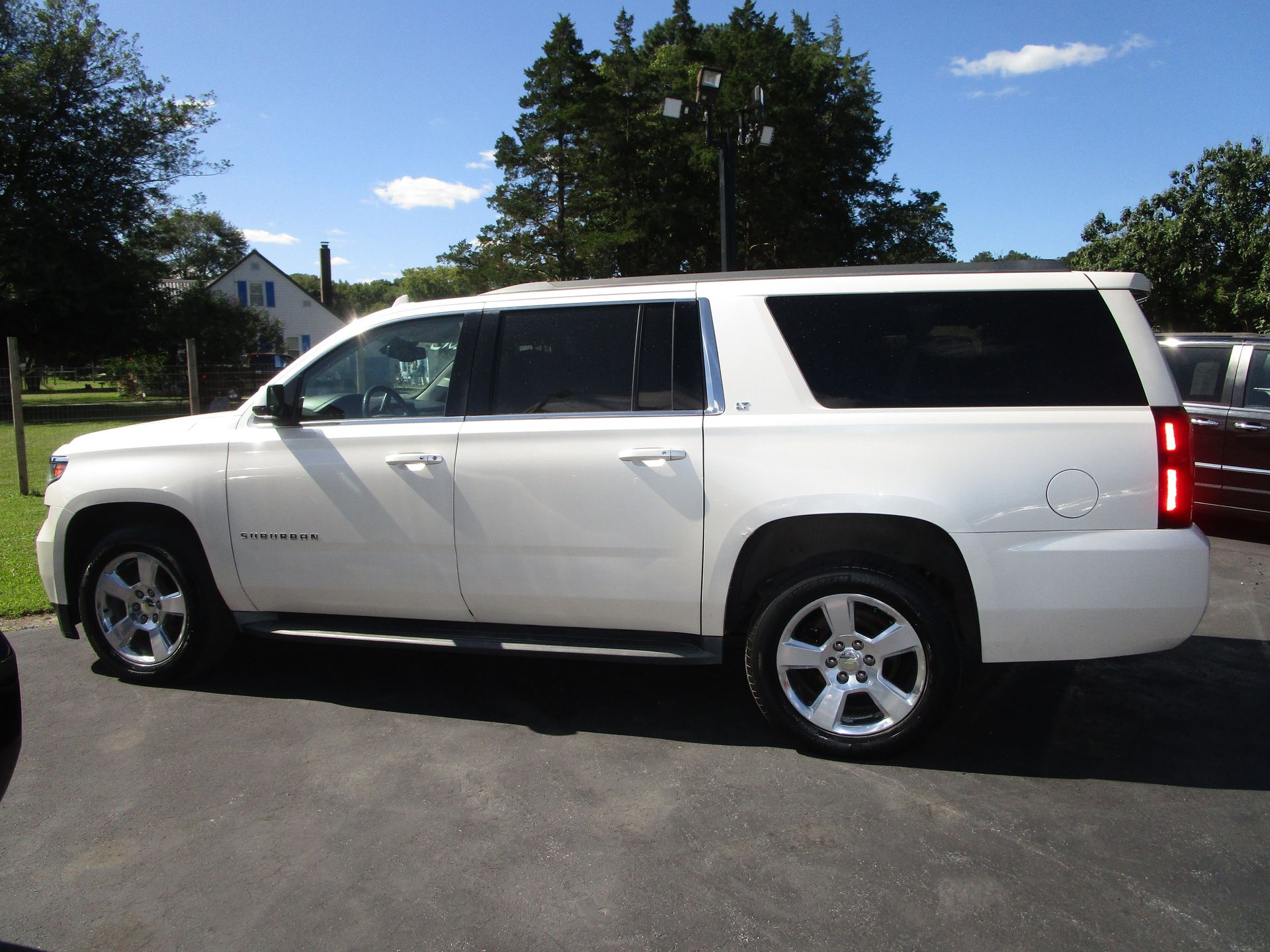 2015 CHEVY SUBURBAN 1156