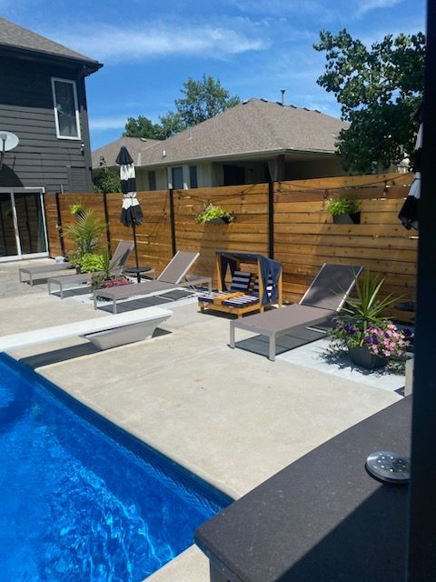 Durable privacy fencing