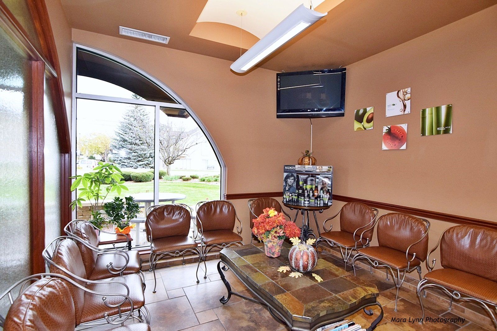 Contact Headquarters Salon And Spa Elgin IL 8476976940