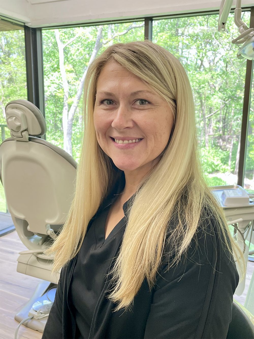 Felicia - front desk