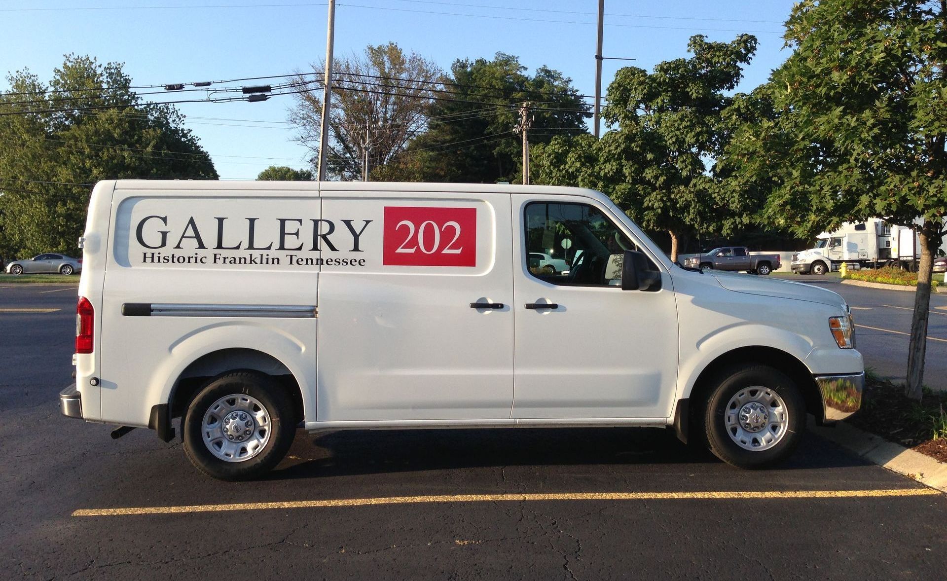 Vehicle lettering services