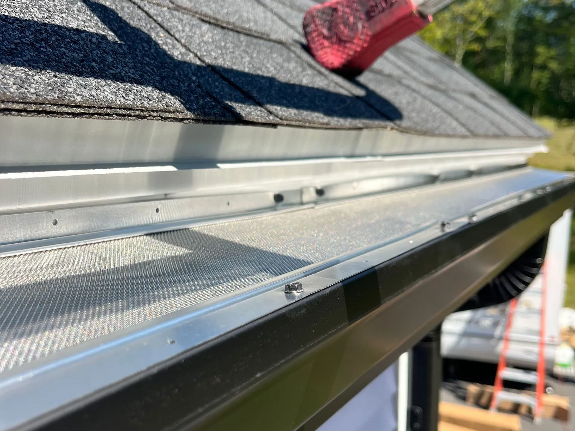 BT Seamless Gutters