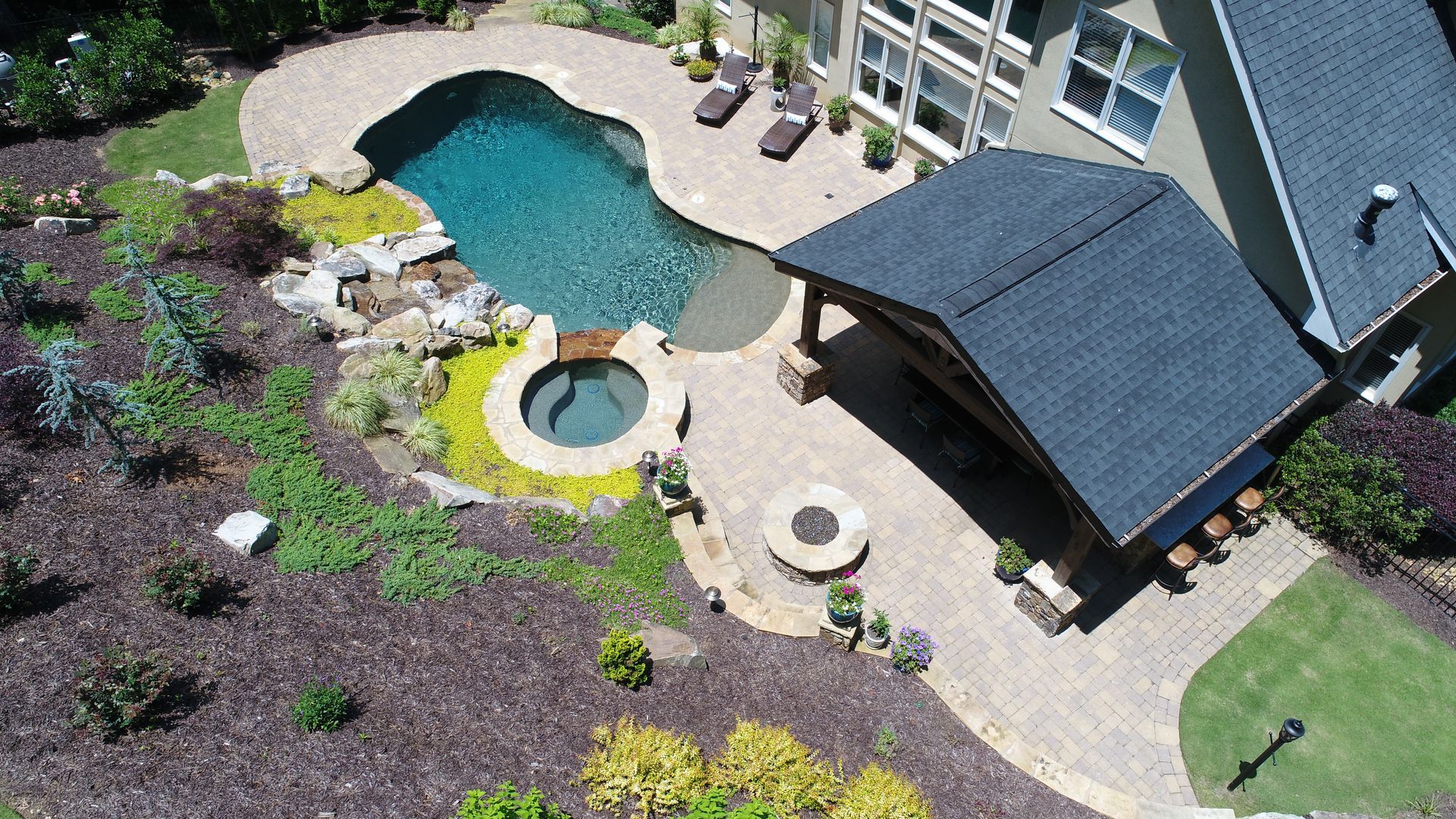 Custom freeform pool builder in Milton, GA