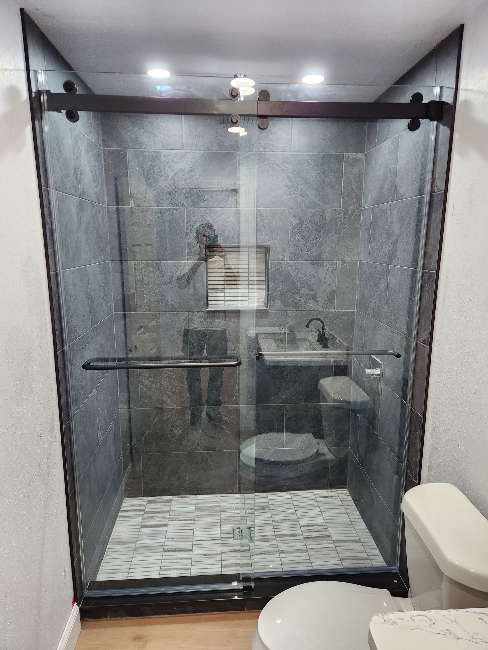 3/8” Clear Glass CRL Cambridge Bypass Matte Black