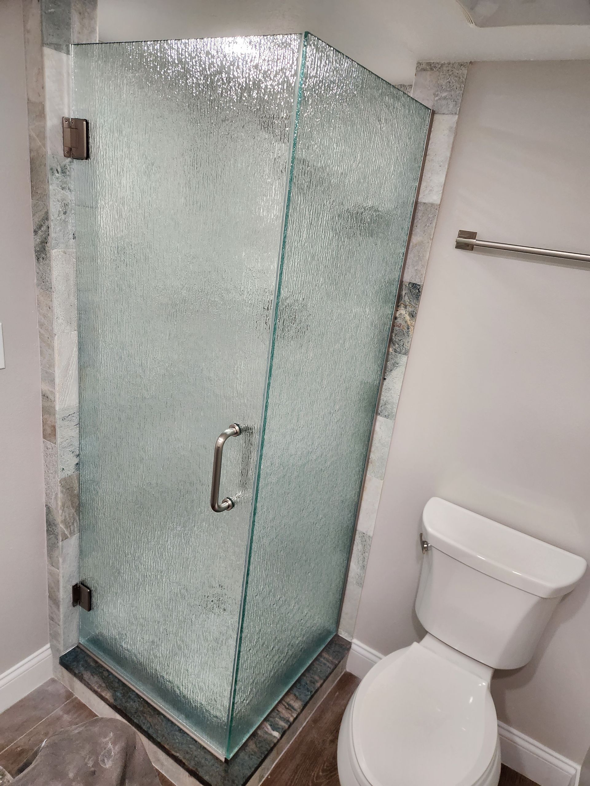 Lovely Shower Design