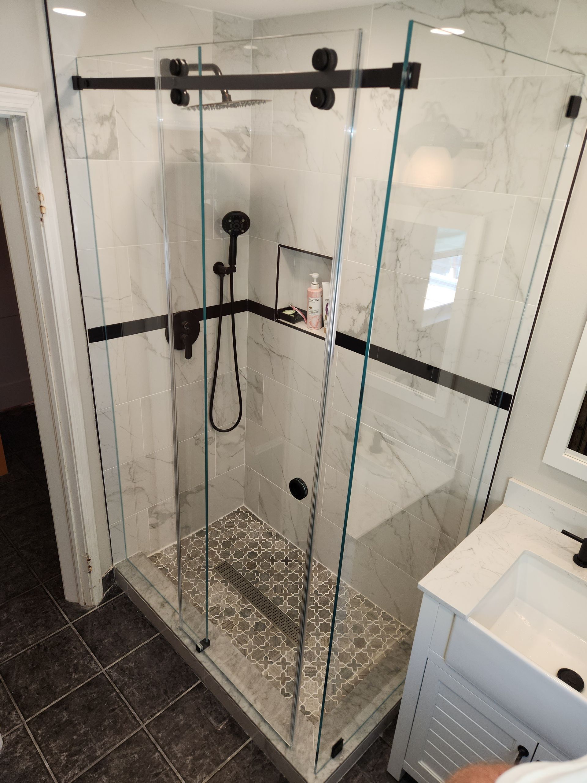 3/8” Low Iron Glass Serenity Slider Matte Black