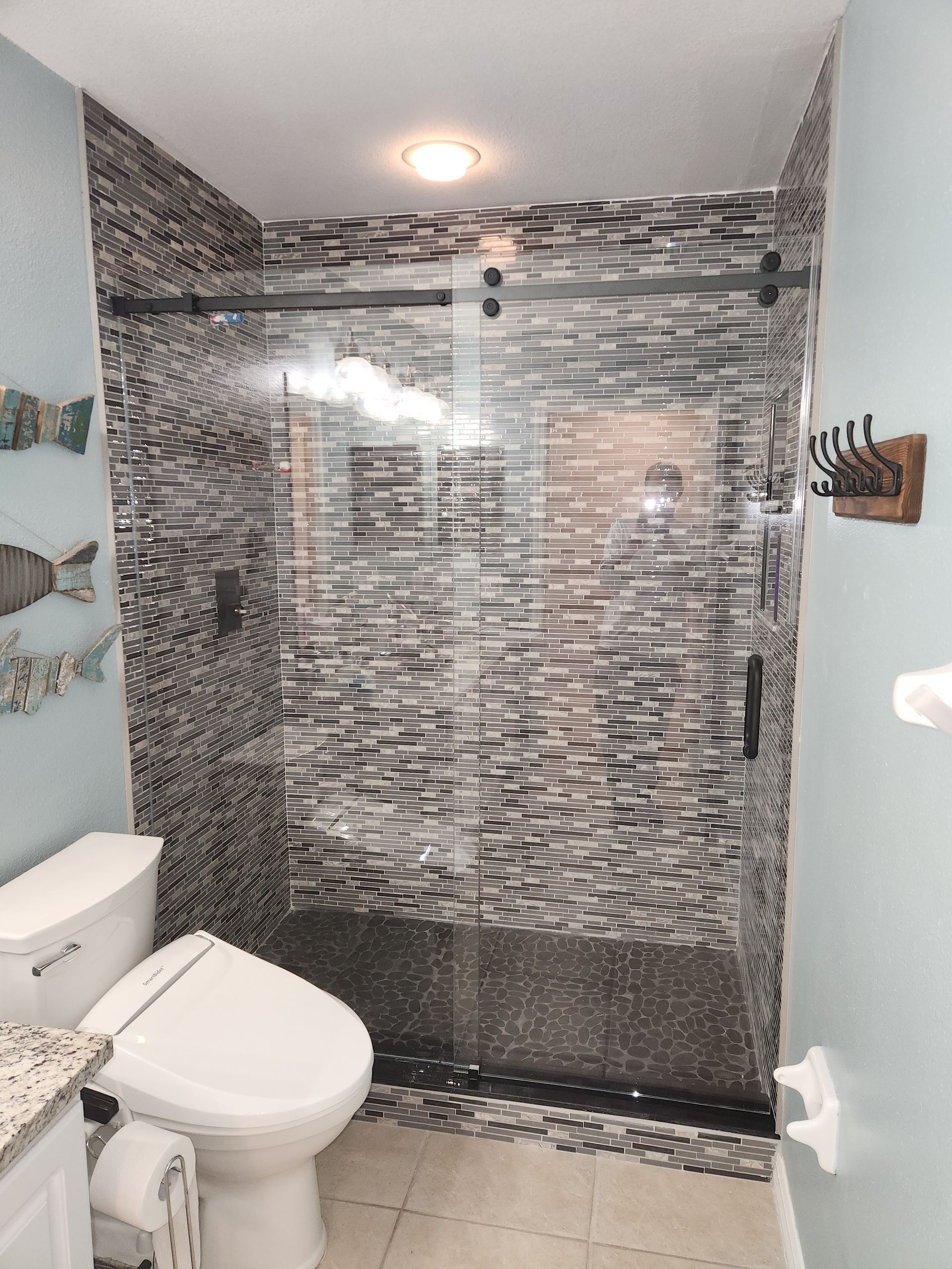 3/8” Clear Glass Serenity Slider Matte Black