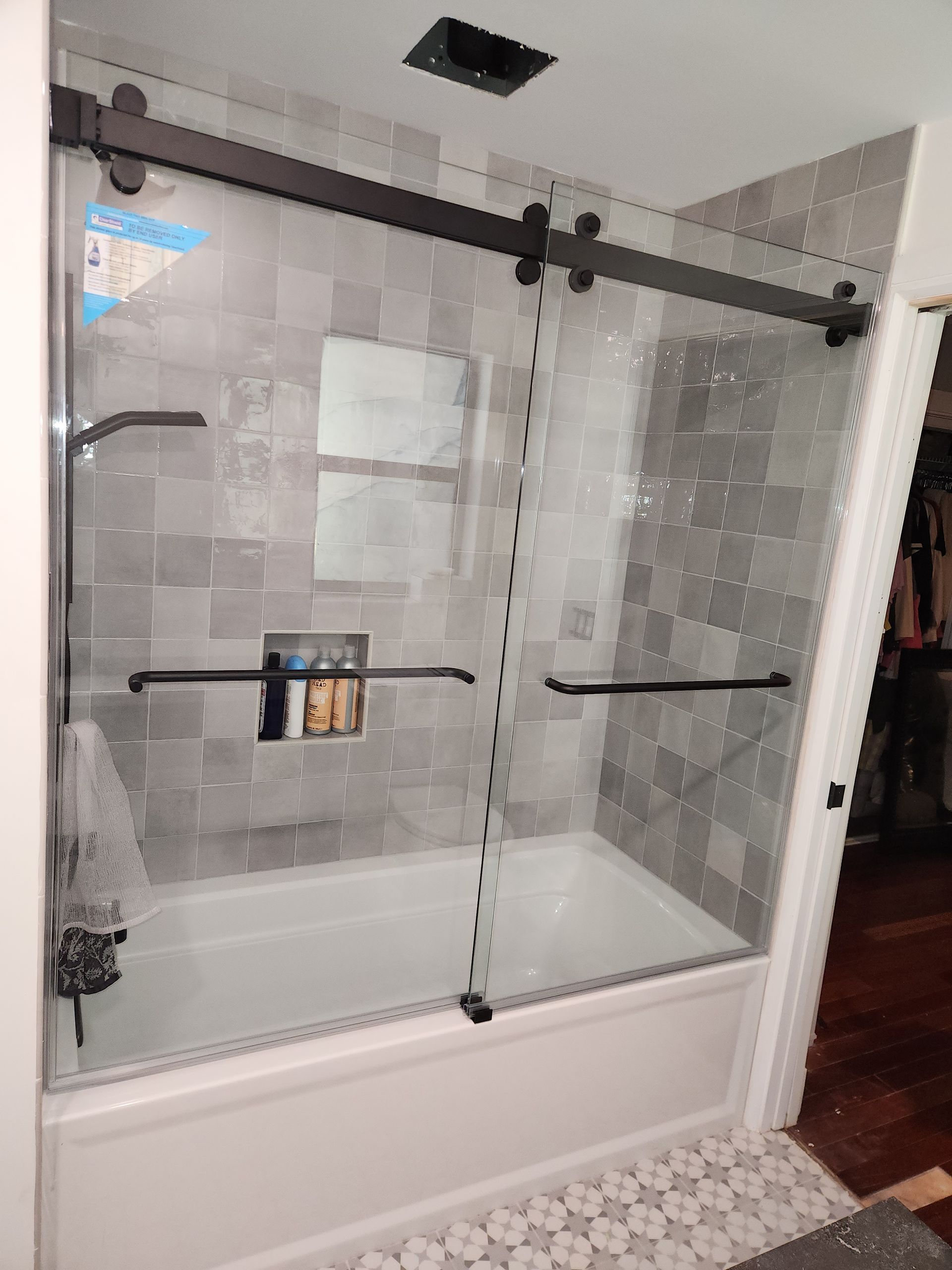 Shower Slider with matte black