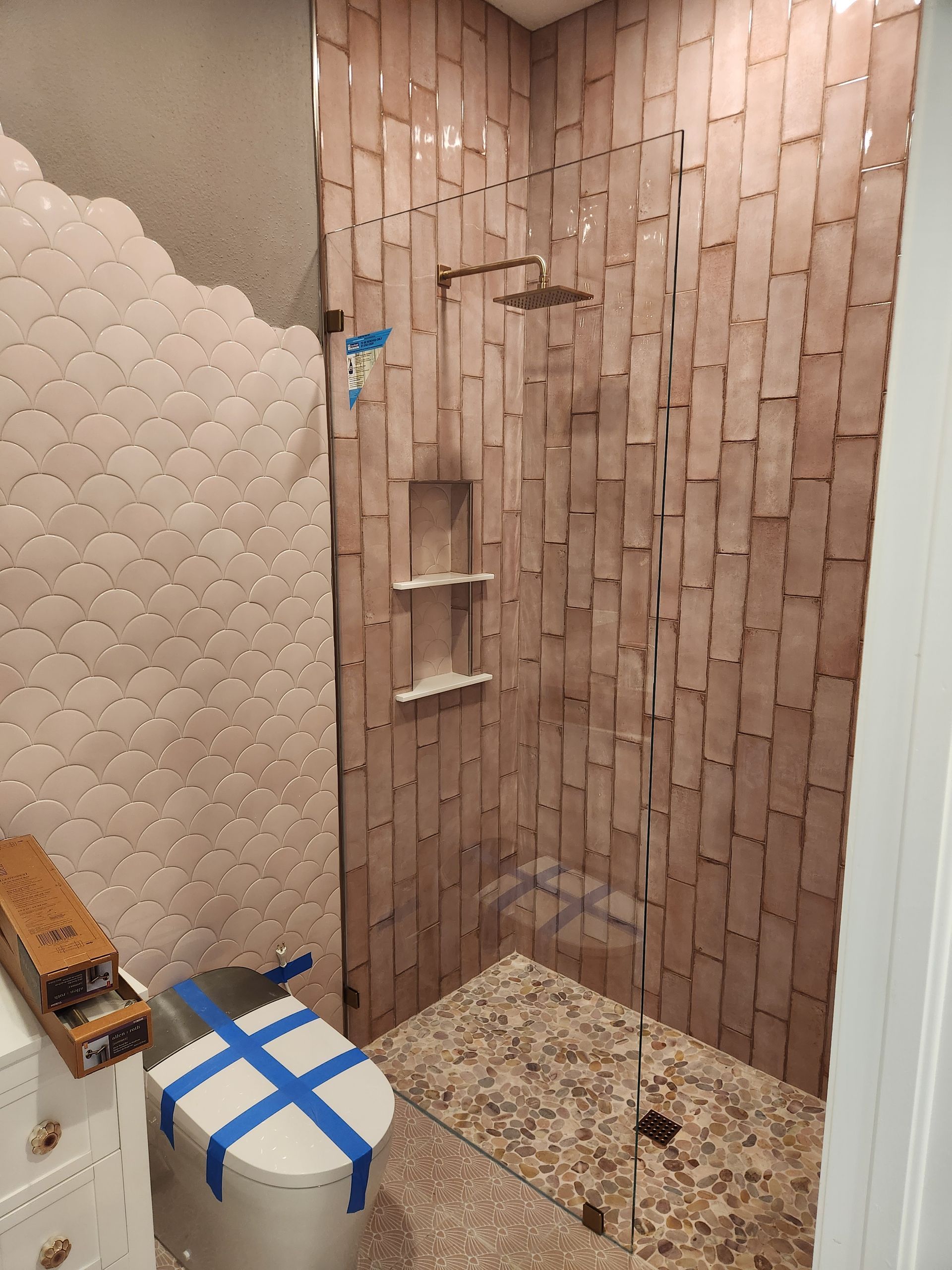 Shower glass low iron glass brushed bronze