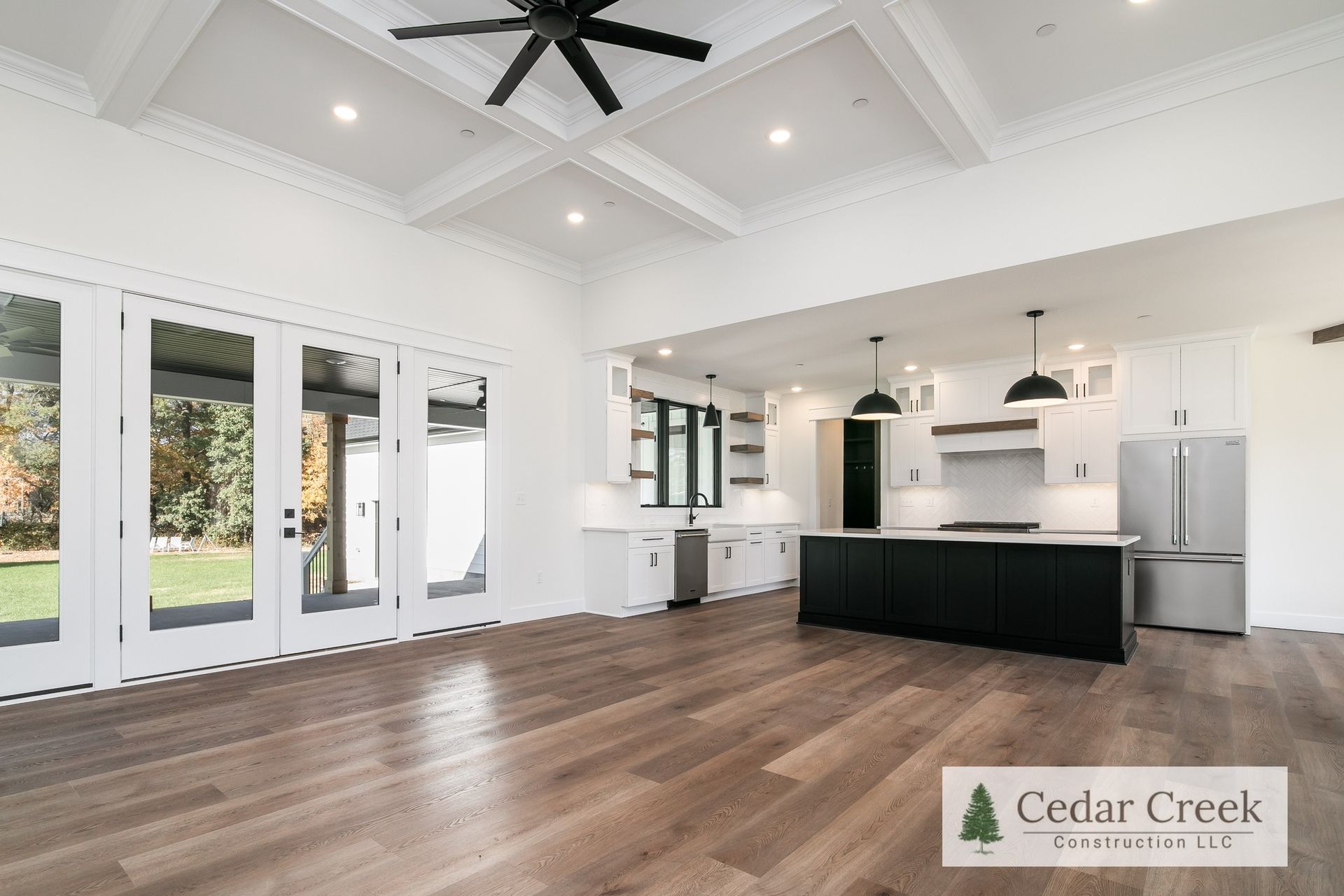 Kitchen and huge room