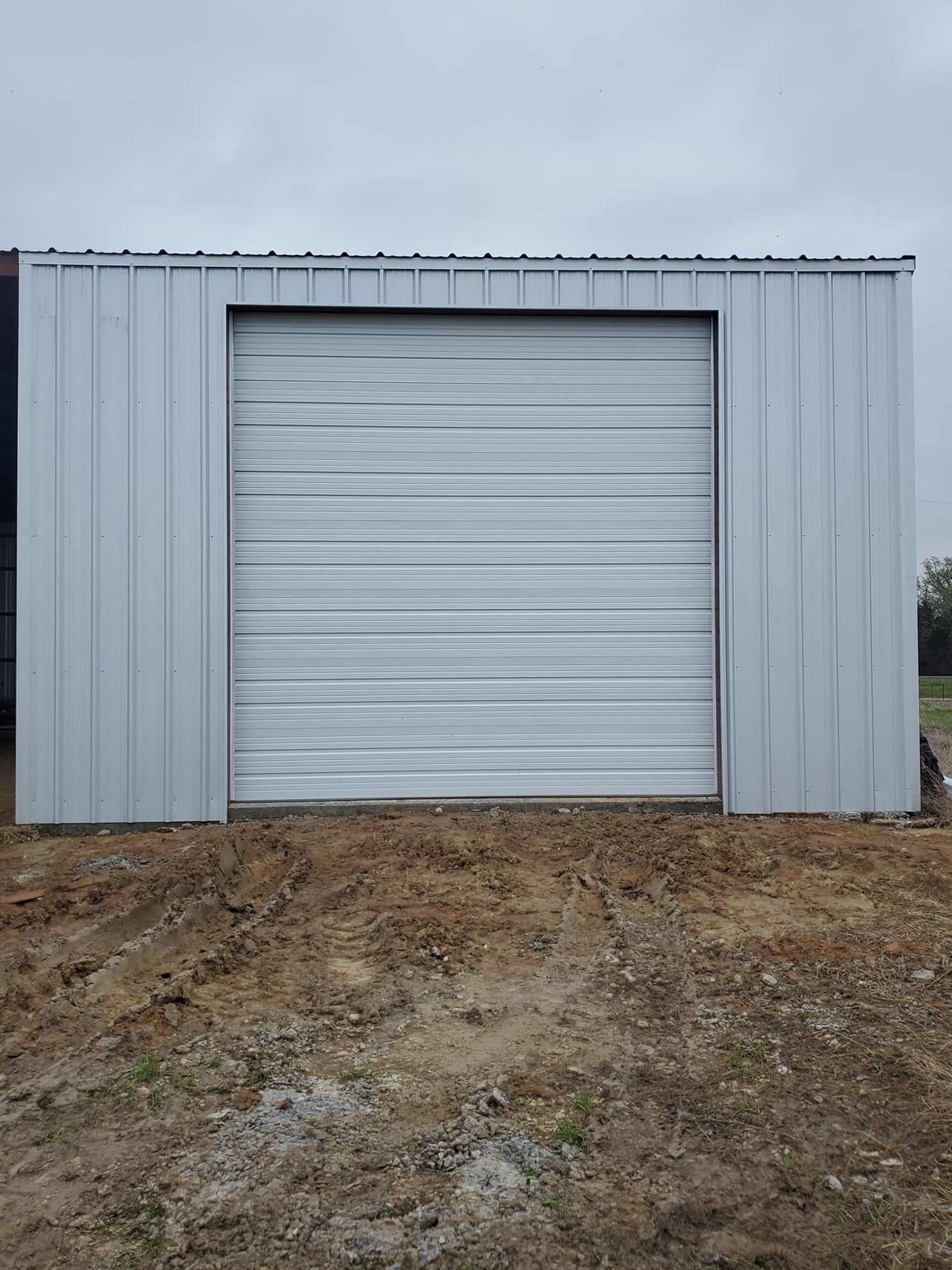 Commercial garage door