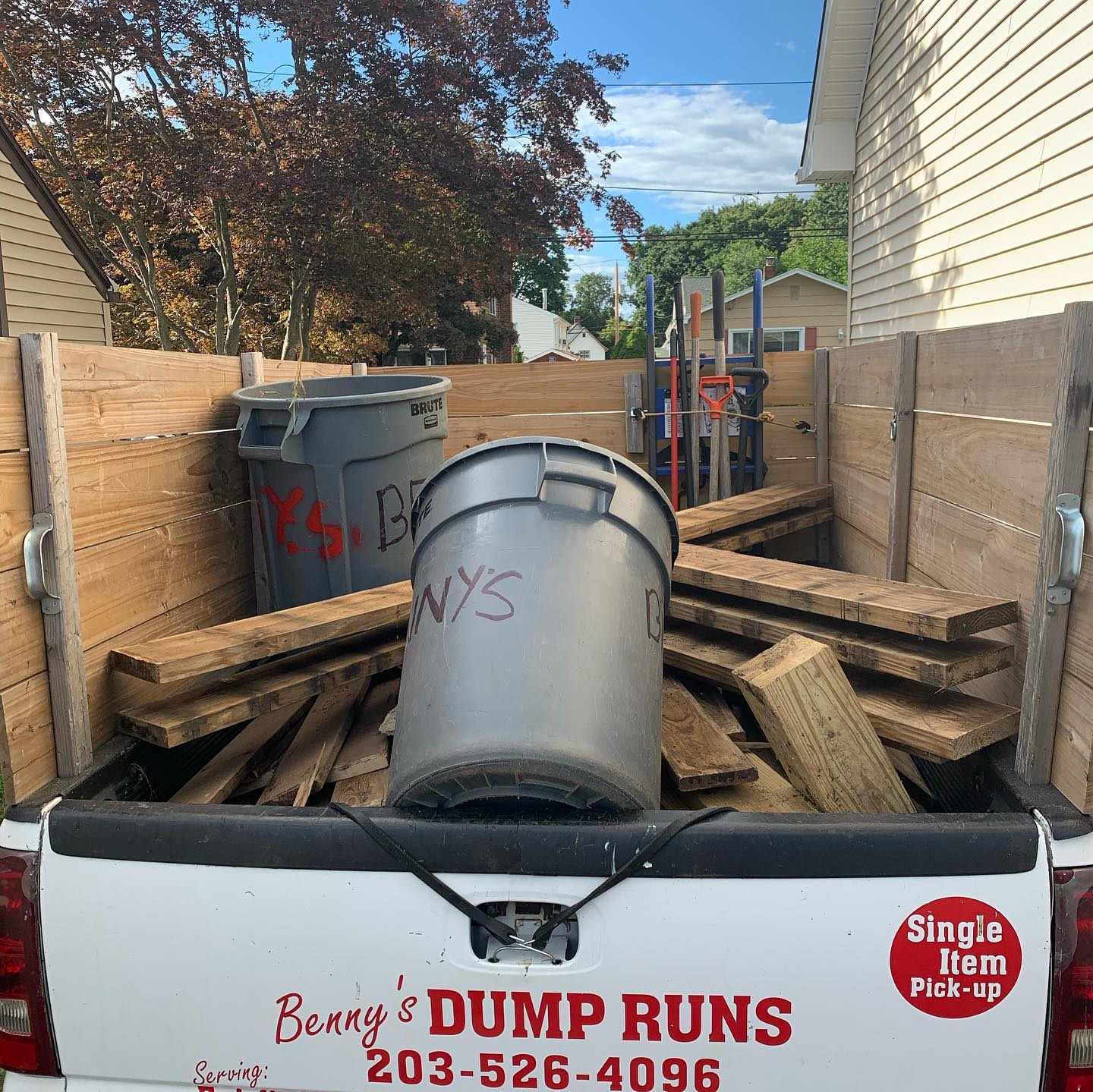 Benny's Dump Runs  photo gallery