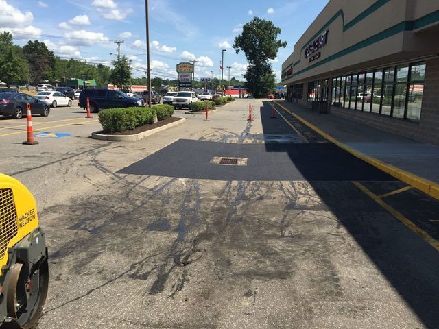 Commercial Paving