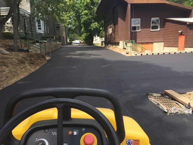 Commercial Paving
