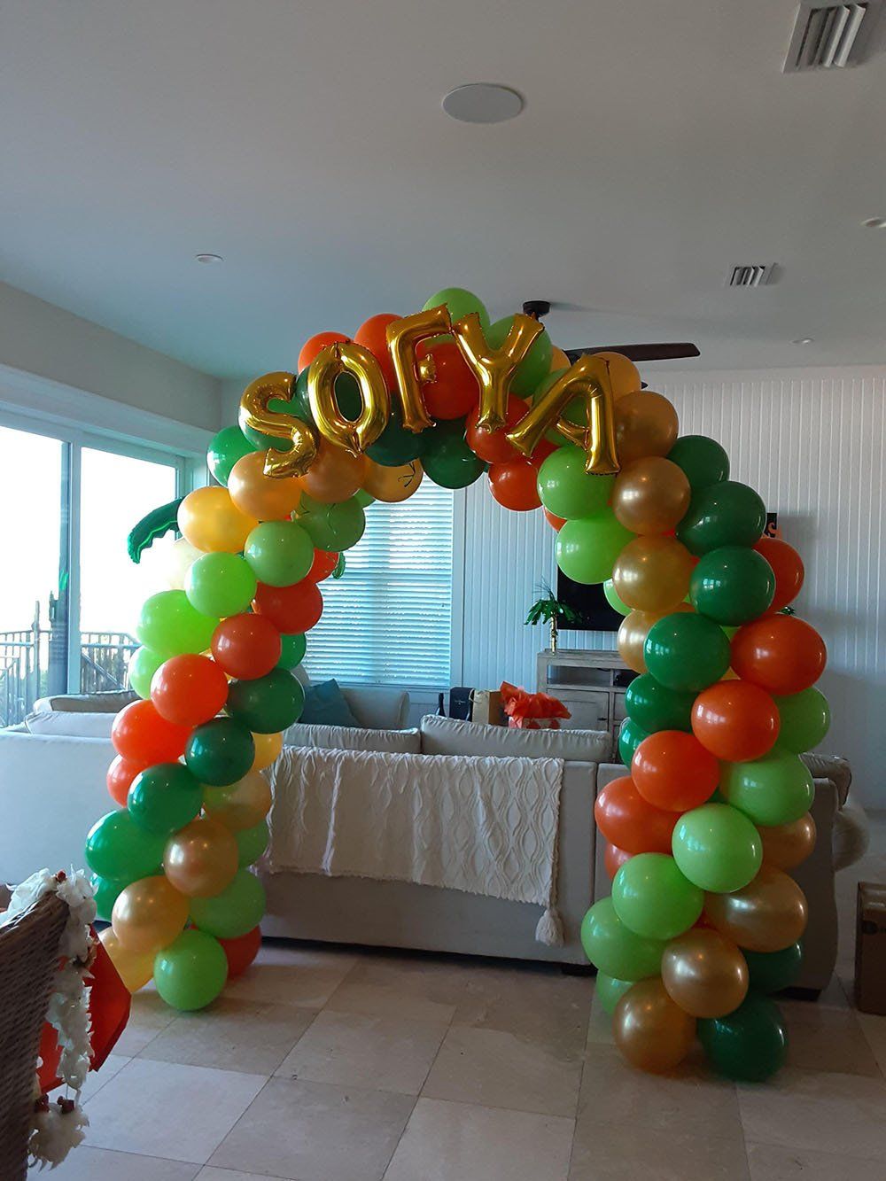 Balloon Spiral arches