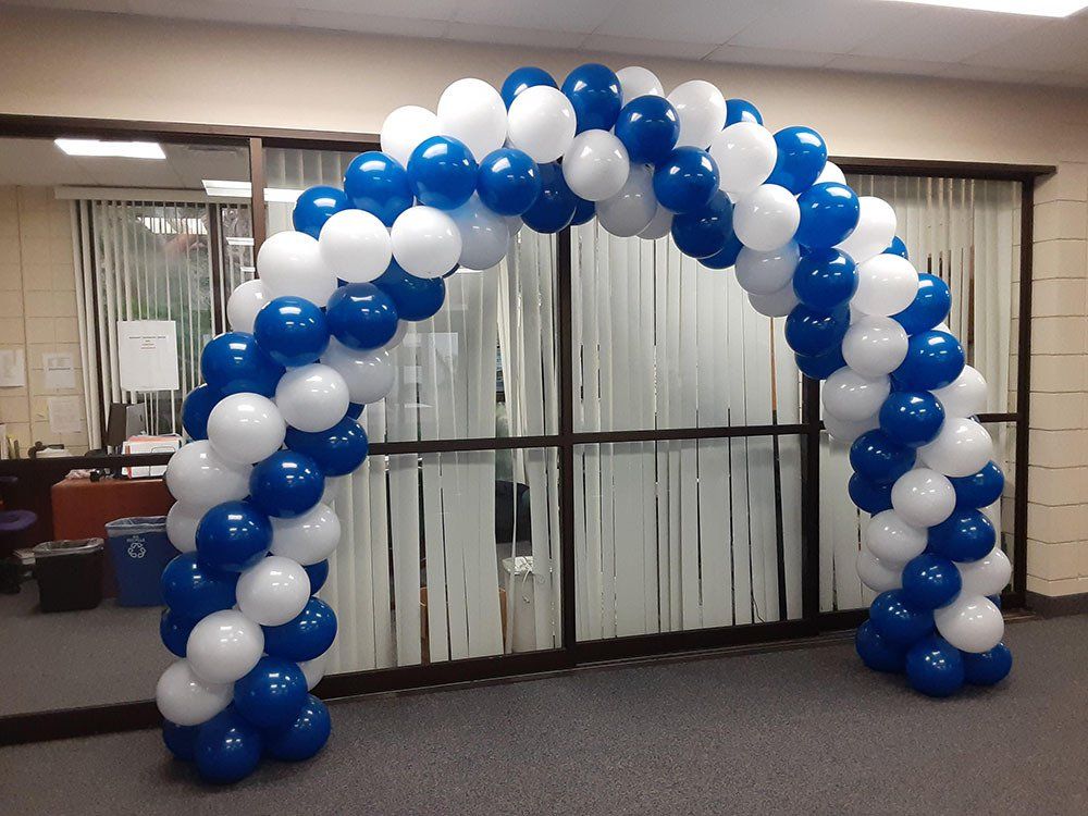 Balloon Spiral arches