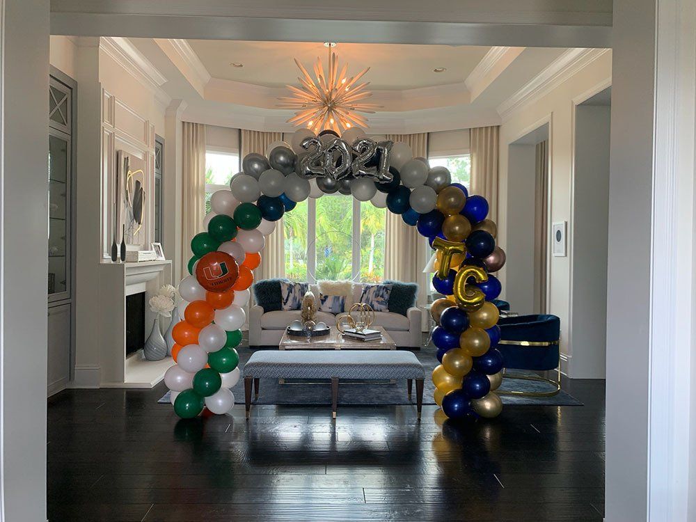 Balloon Spiral arches