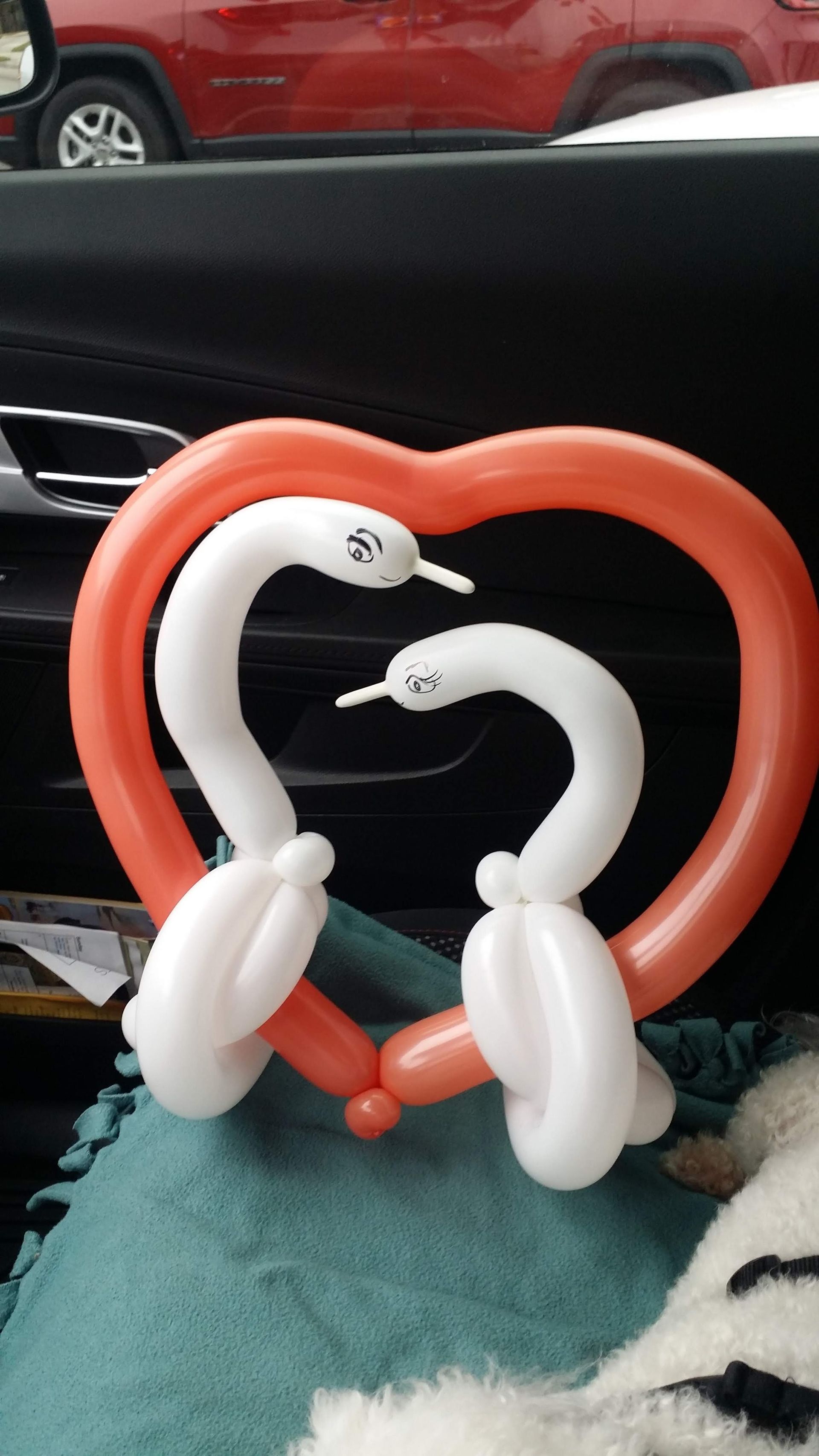swan balloon