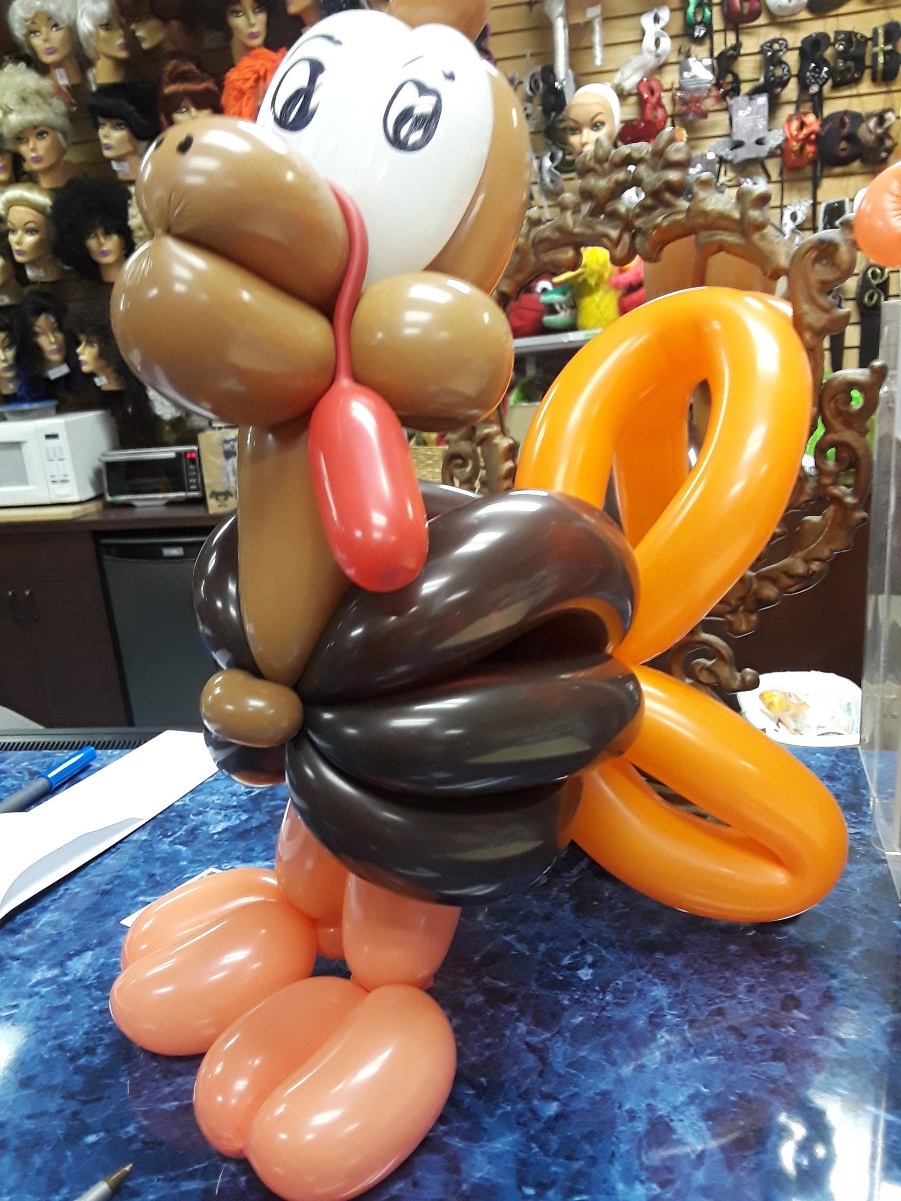 turkey sculpture balloon