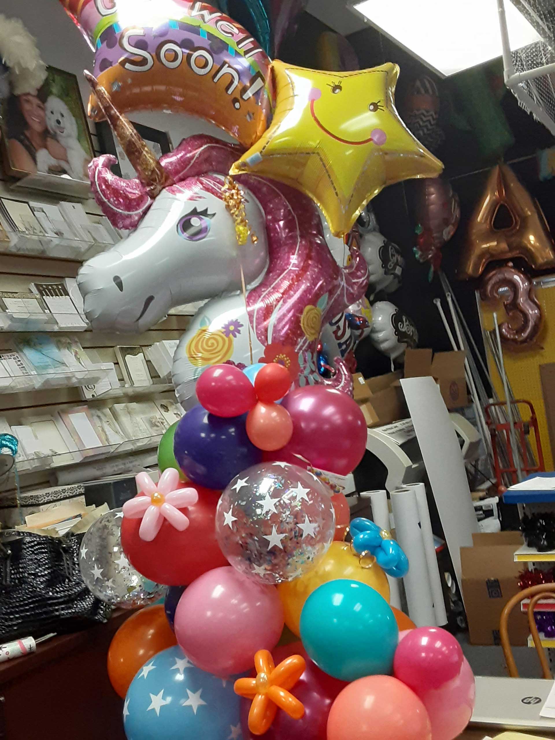 floor display unicorn balloons