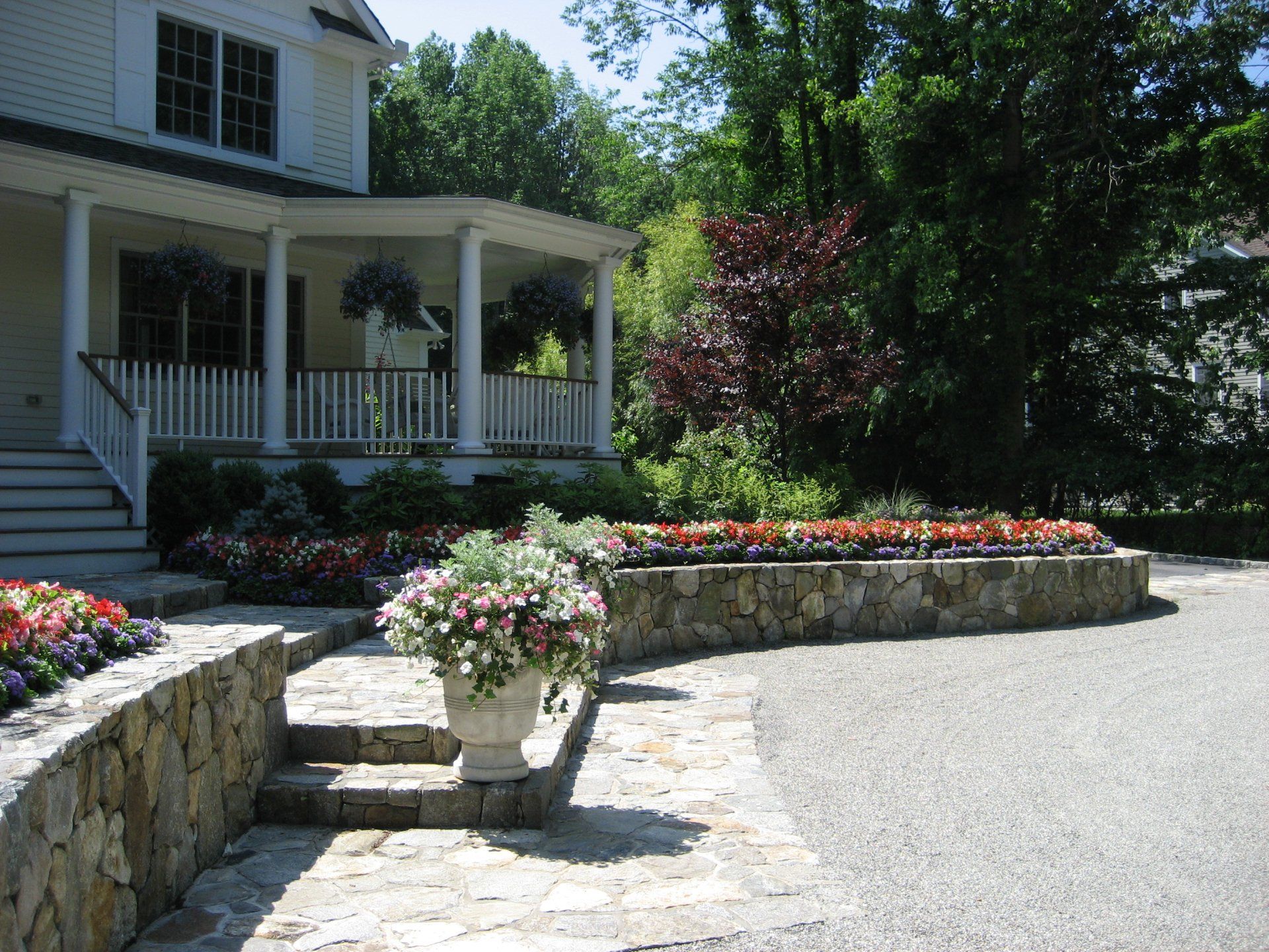 Tom Williamson Landscaping, inc image