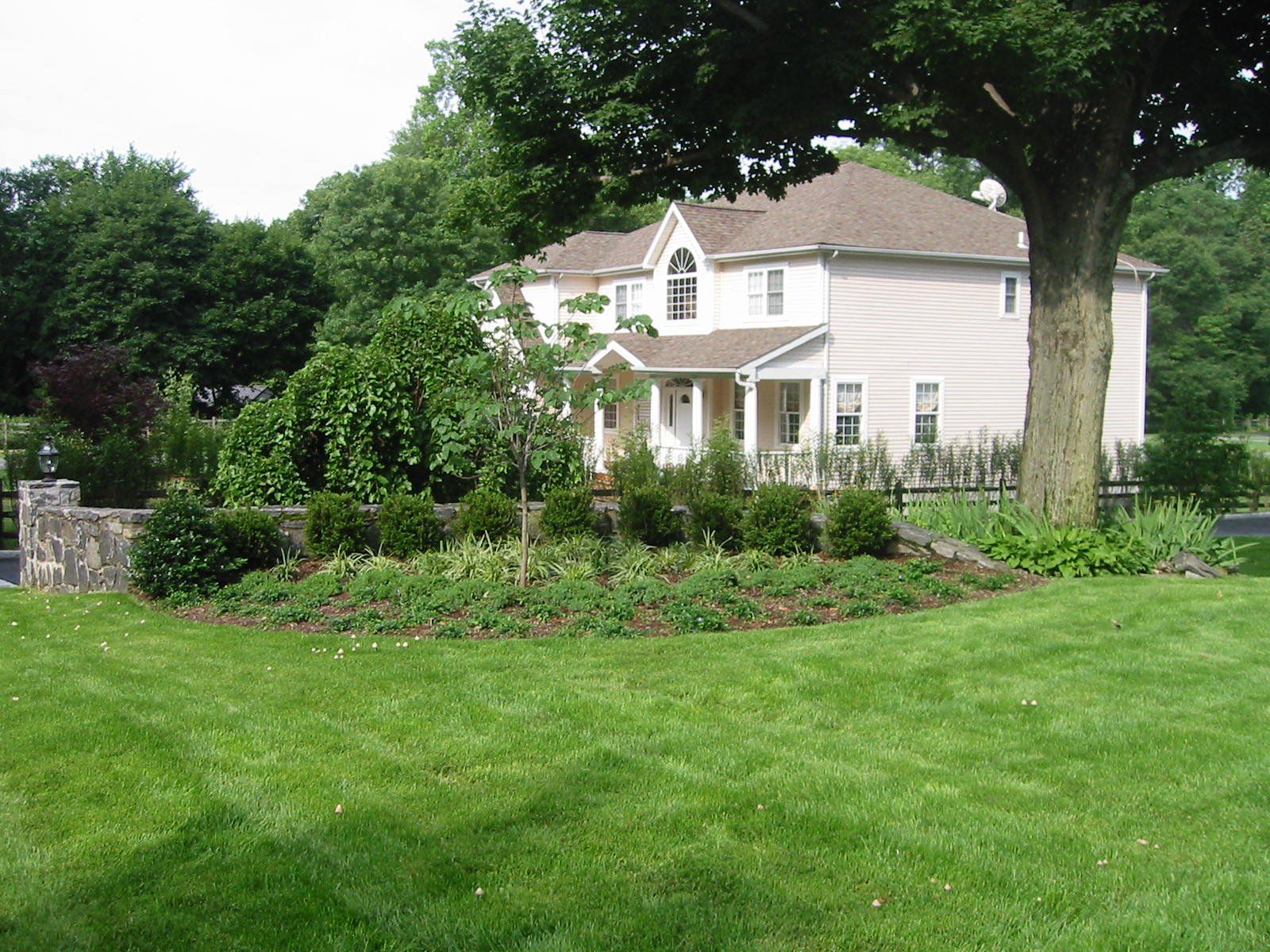 Tom Williamson Landscaping, inc image