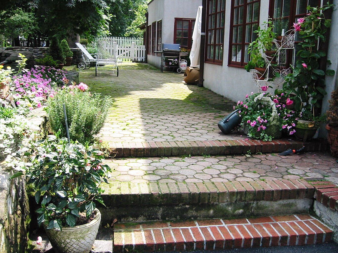 Tom Williamson Landscaping, inc image