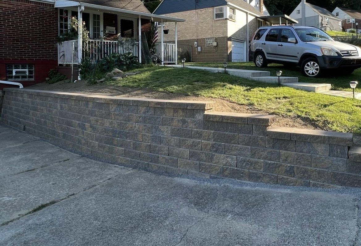 customized retaining wall