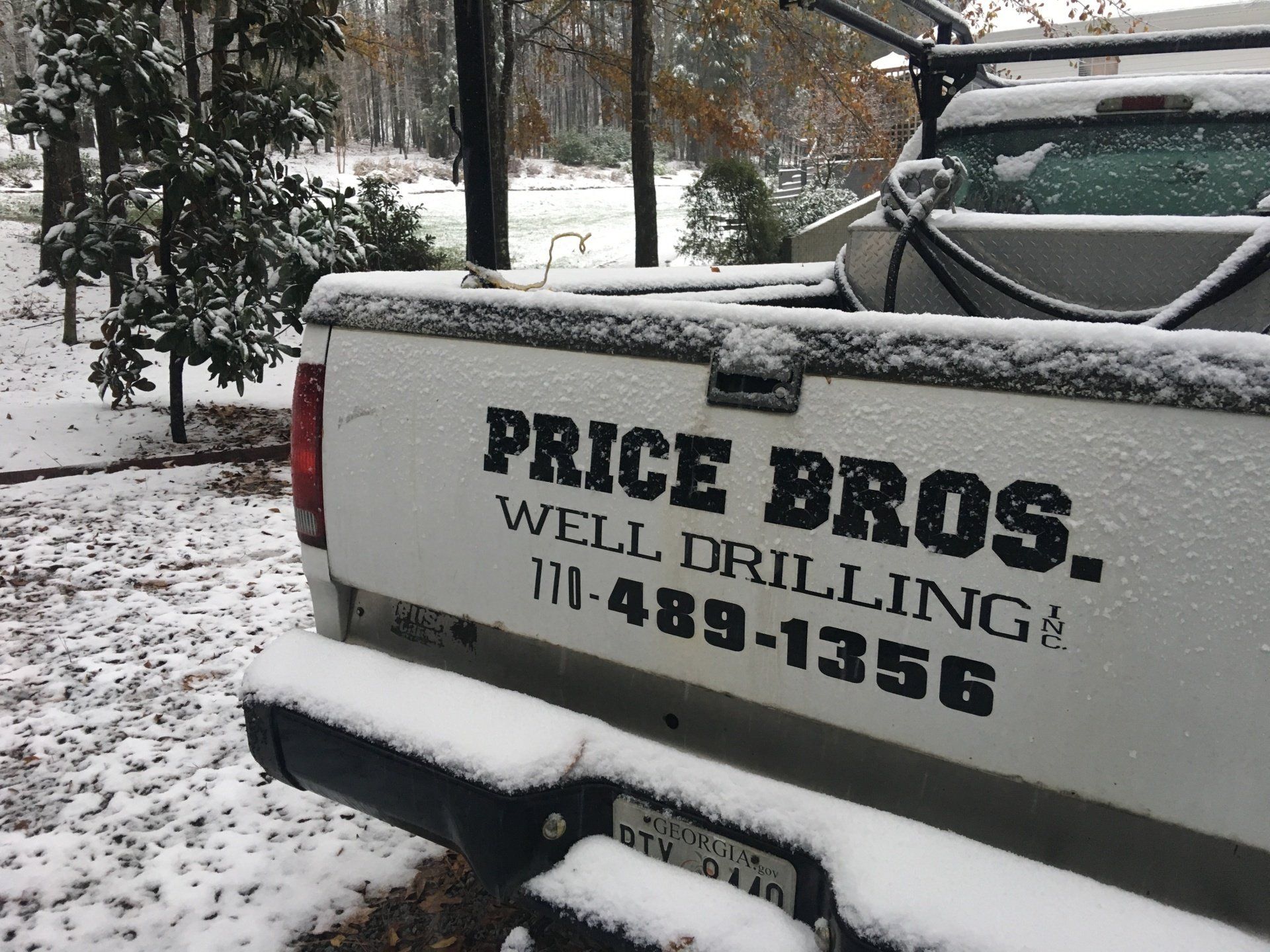 Well drilling and pump services