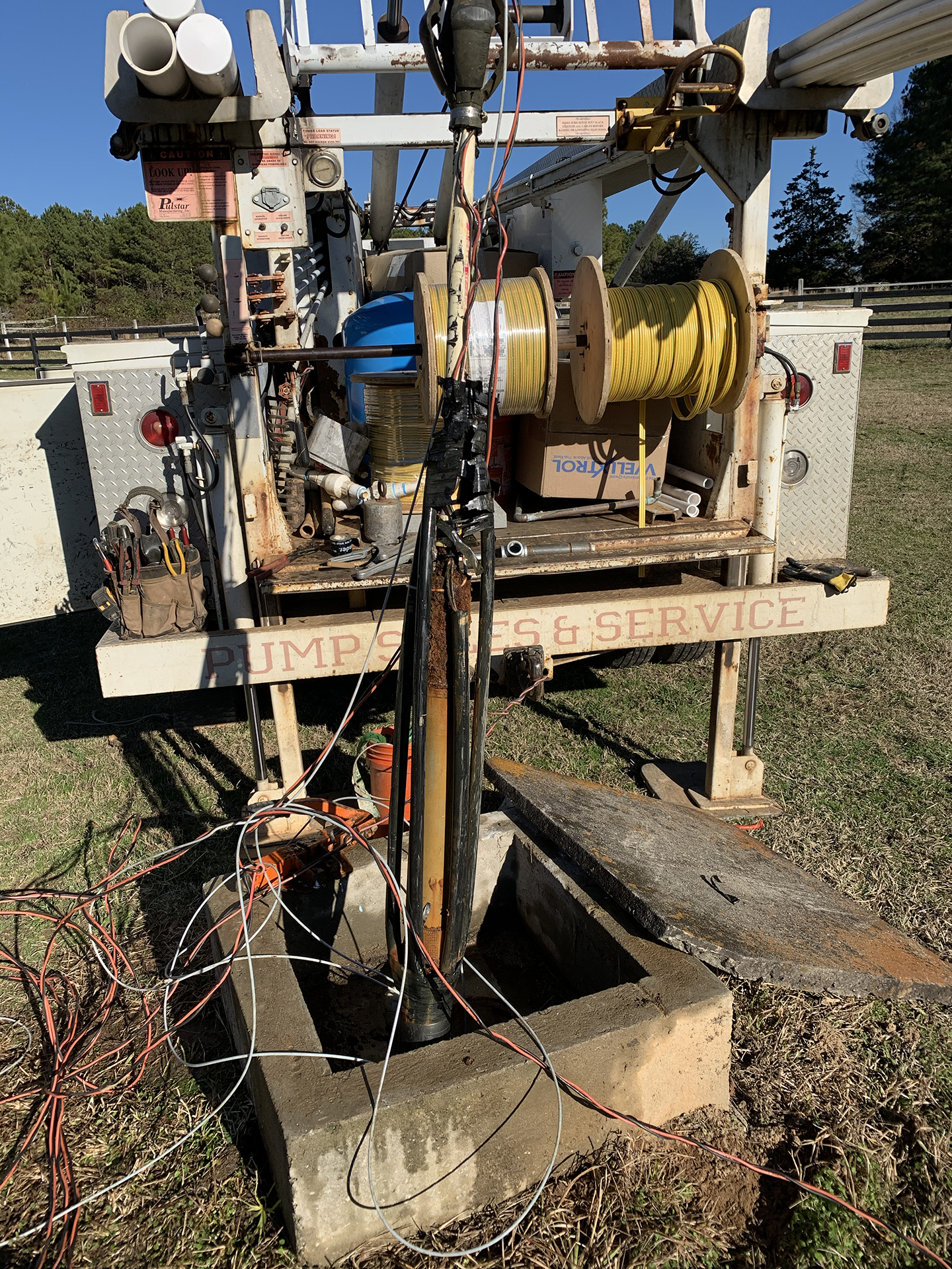 Well drilling and pump services