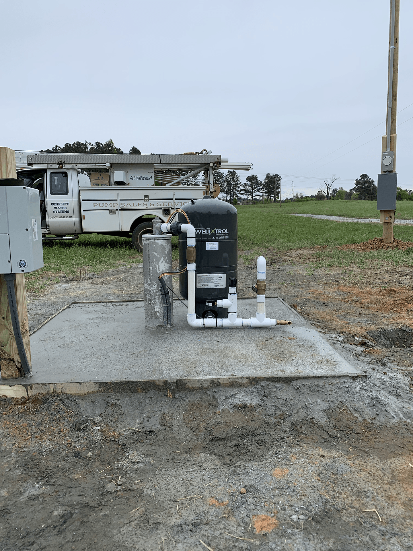 Well drilling and pump services