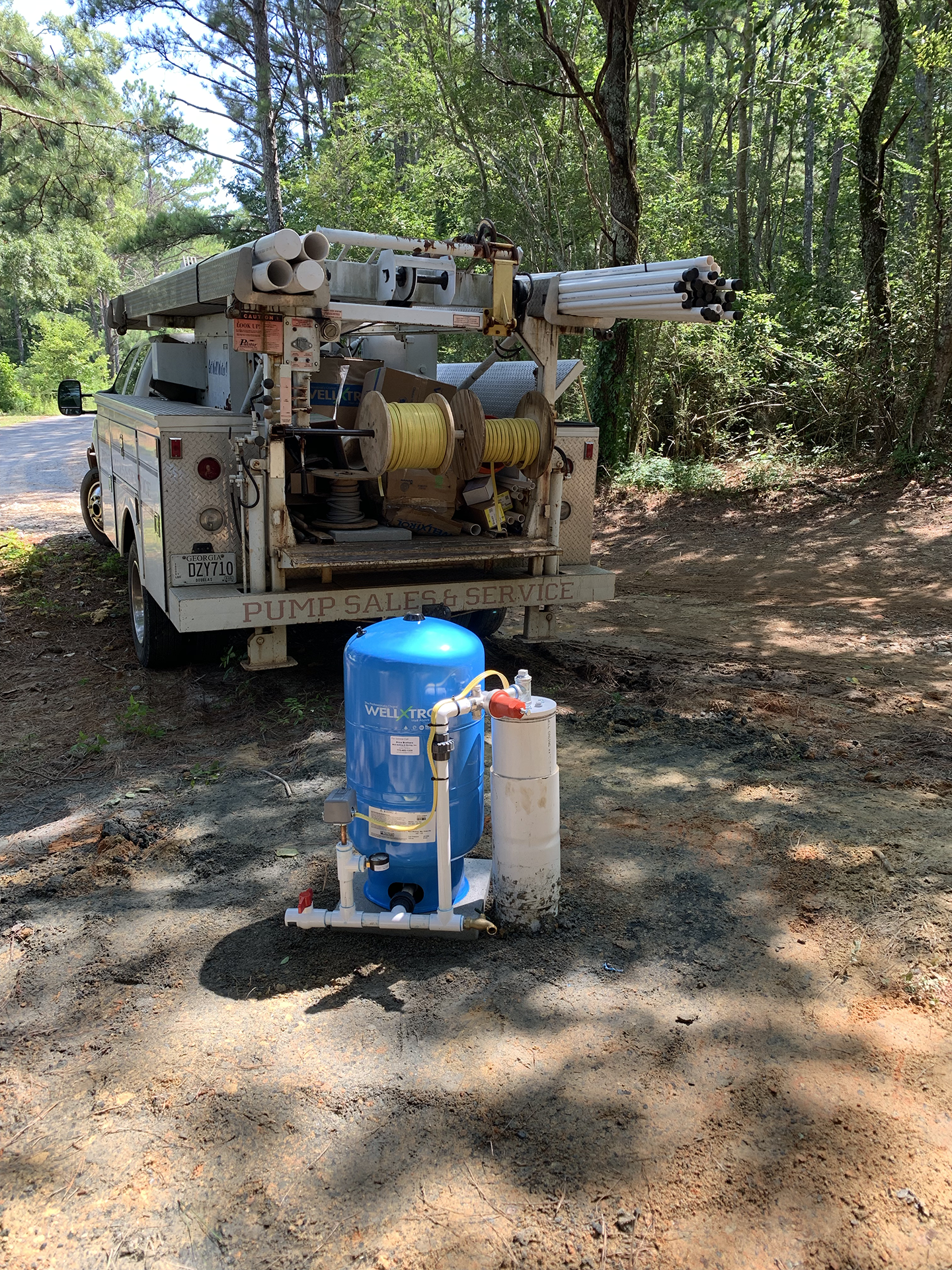 Well drilling and pump services