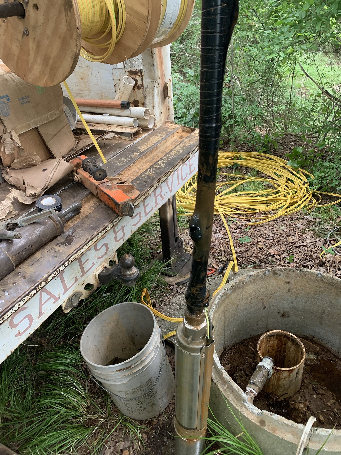 Well drilling and pump services