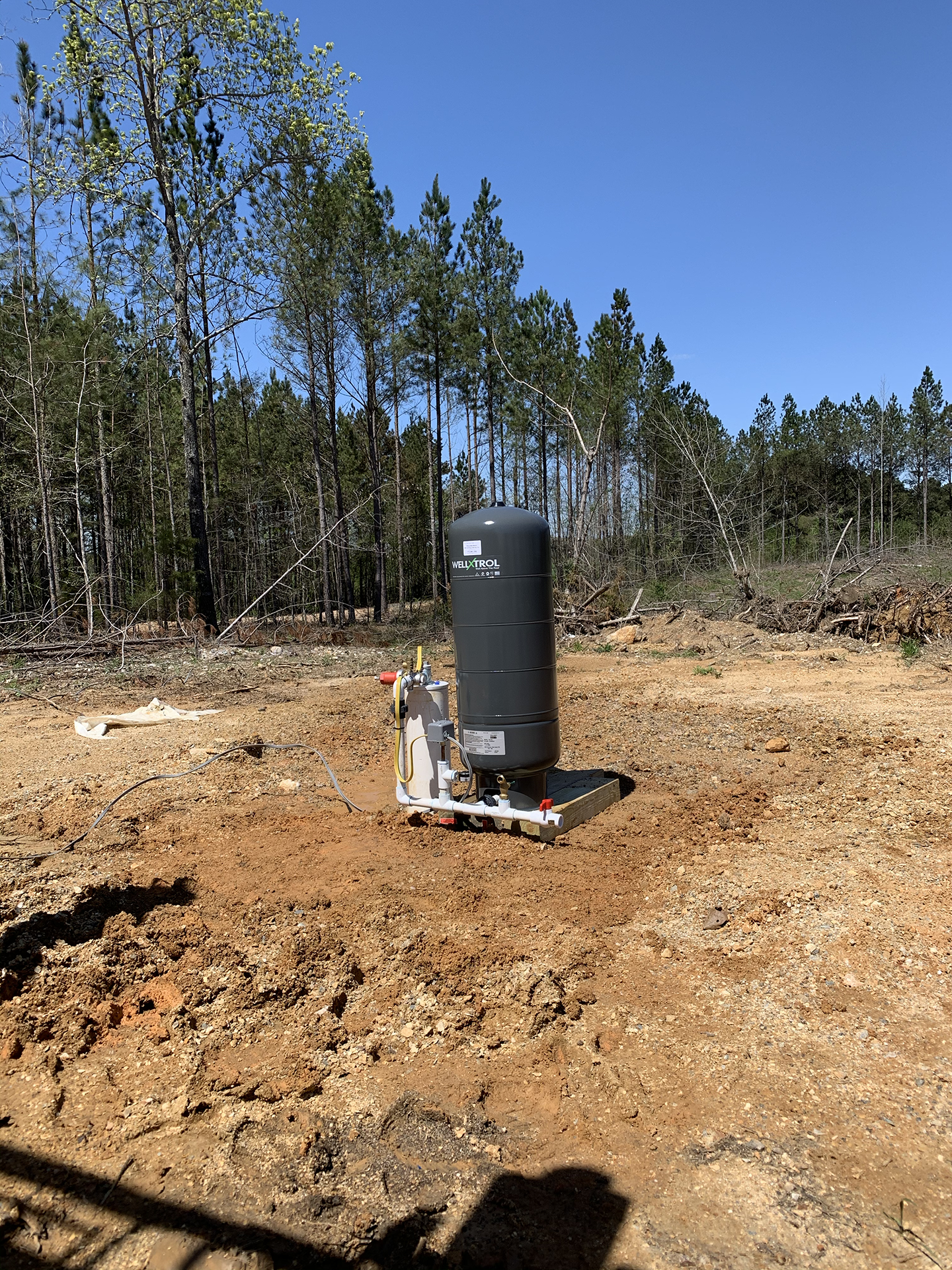 Well drilling and pump services