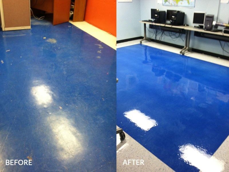 Before-and-after view of a shiny blue floor in a room with computers and desks.