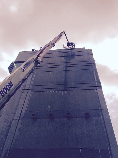 Commercial Pressure Washing