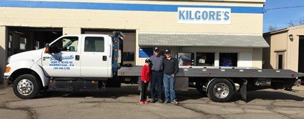 Kilgore's Towing Flat Bed Truck