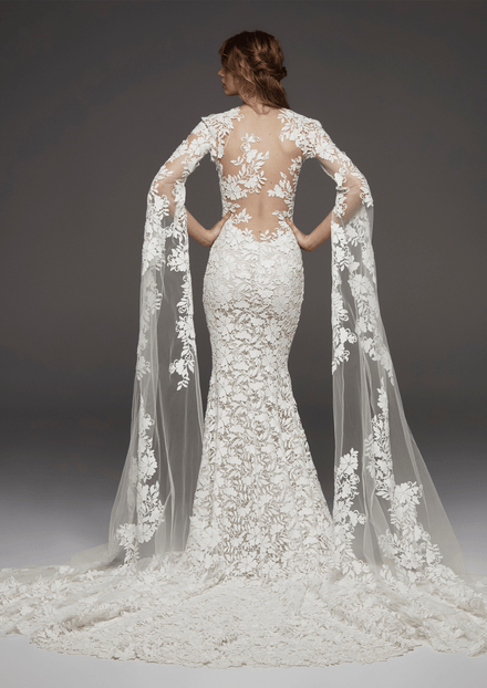 Go to pronovias.com #2