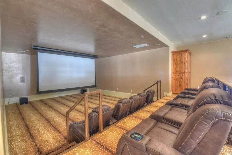 Entertainment room