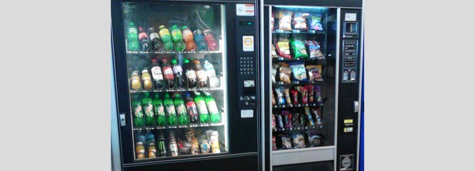 Cool drinks and snacks vending machine