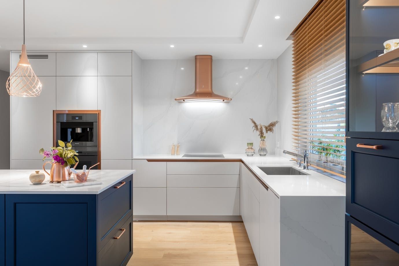 Quartz countertop in the kitchen